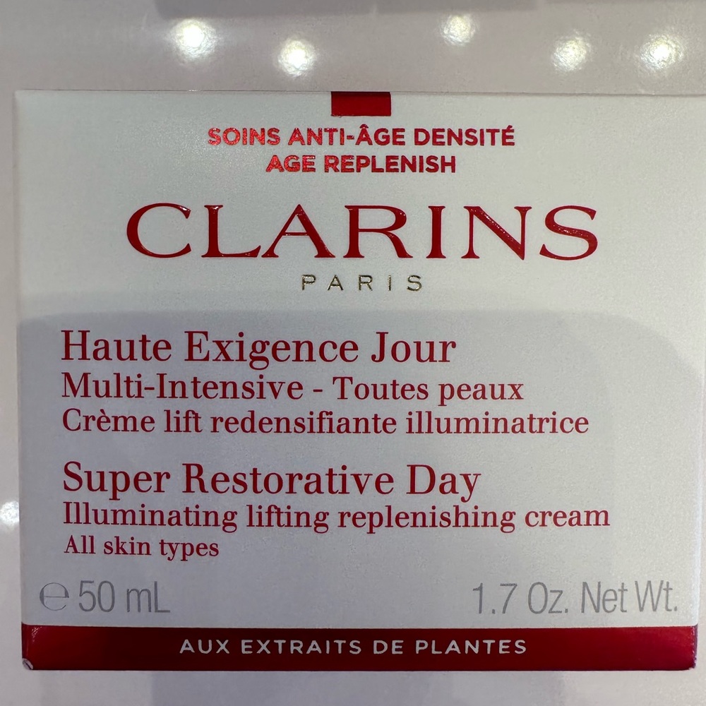 Clarins super restorative day cream